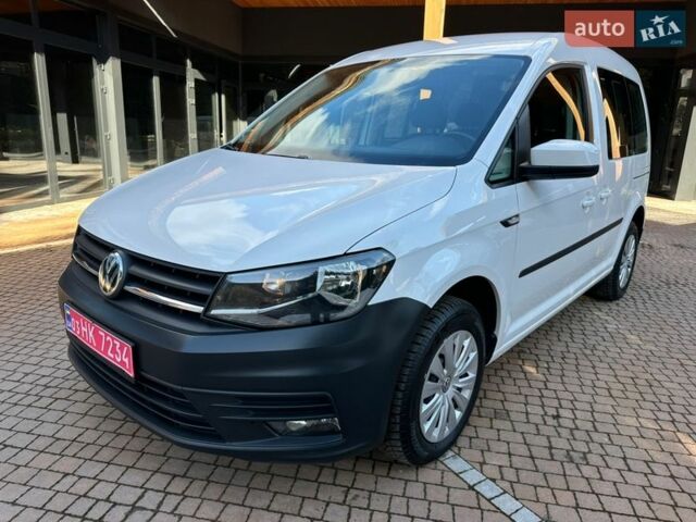 Білий Фольксваген Кадді, об'ємом двигуна 2 л та пробігом 187 тис. км за 18350 $, фото 1 на Automoto.ua