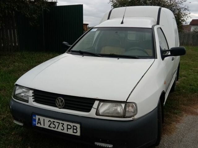 Білий Фольксваген Кадді, об'ємом двигуна 1.9 л та пробігом 141 тис. км за 1700 $, фото 1 на Automoto.ua