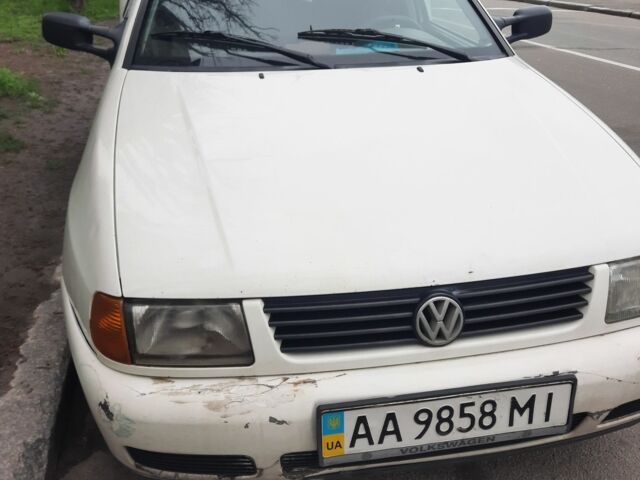 Белый Фольксваген Кадди, объемом двигателя 0 л и пробегом 39 тыс. км за 2121 $, фото 1 на Automoto.ua