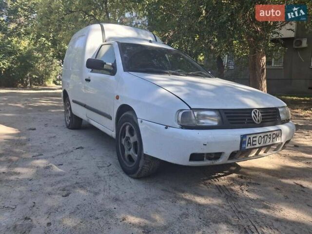 Белый Фольксваген Кадди, объемом двигателя 1.4 л и пробегом 275 тыс. км за 2000 $, фото 1 на Automoto.ua