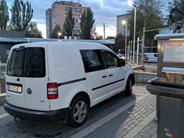 Білий Фольксваген Кадді, об'ємом двигуна 1.6 л та пробігом 245 тис. км за 7700 $, фото 1 на Automoto.ua