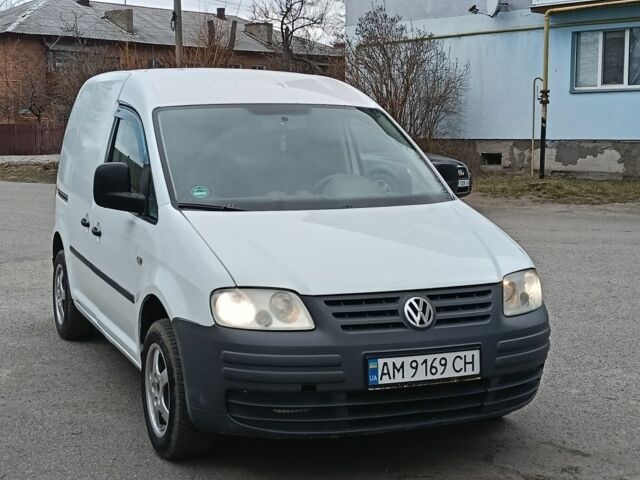 Білий Фольксваген Кадді, об'ємом двигуна 1.4 л та пробігом 400 тис. км за 3500 $, фото 1 на Automoto.ua
