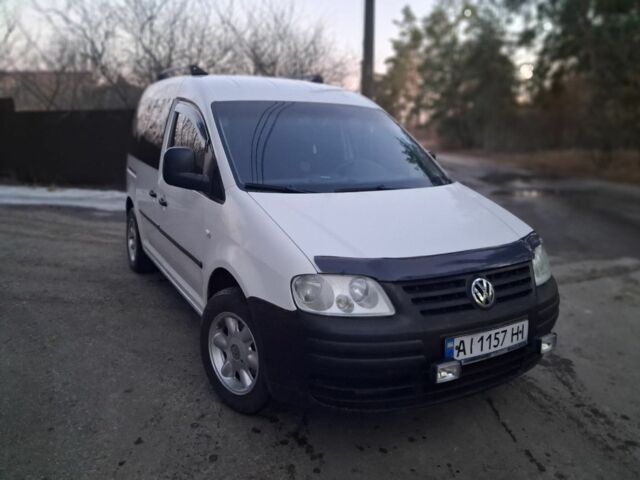 Белый Фольксваген Кадди, объемом двигателя 2 л и пробегом 350 тыс. км за 4999 $, фото 1 на Automoto.ua