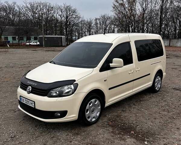 Бежевый Фольксваген Кадди, объемом двигателя 1.6 л и пробегом 250 тыс. км за 10300 $, фото 1 на Automoto.ua
