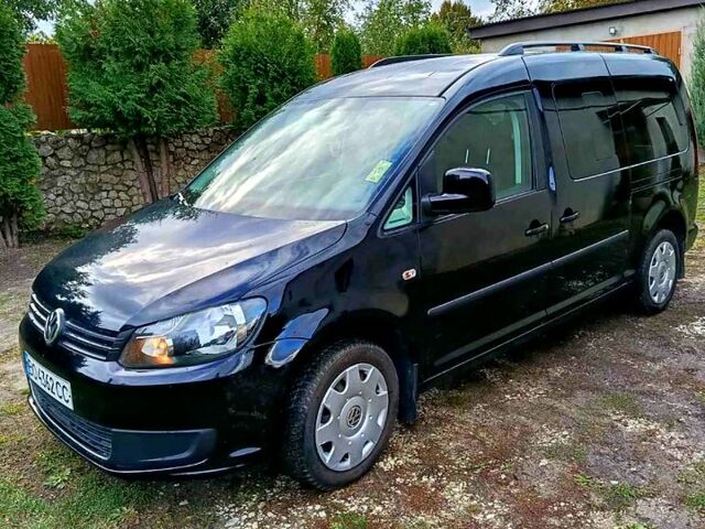Черный Фольксваген Кадди, объемом двигателя 1.6 л и пробегом 172 тыс. км за 10500 $, фото 1 на Automoto.ua