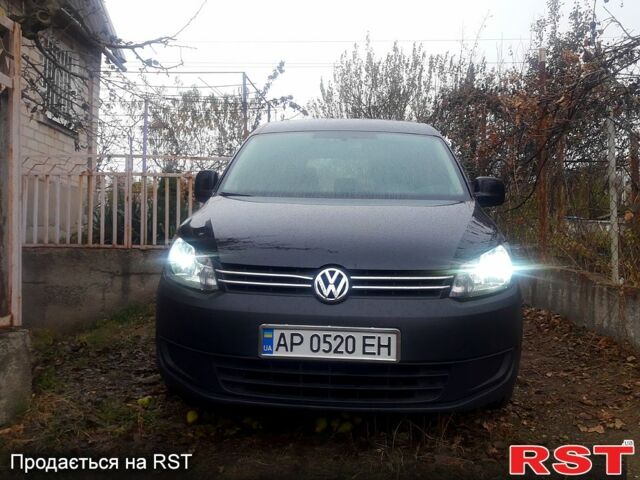 Чорний Фольксваген Кадді, об'ємом двигуна 1.6 л та пробігом 26300 тис. км за 10400 $, фото 1 на Automoto.ua