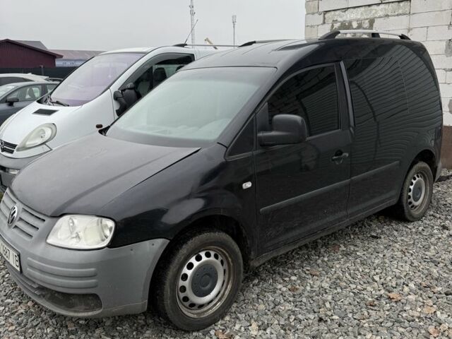 Черный Фольксваген Кадди, объемом двигателя 2 л и пробегом 403 тыс. км за 4600 $, фото 1 на Automoto.ua