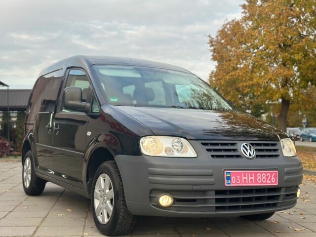 Черный Фольксваген Кадди, объемом двигателя 1.6 л и пробегом 236 тыс. км за 6850 $, фото 1 на Automoto.ua