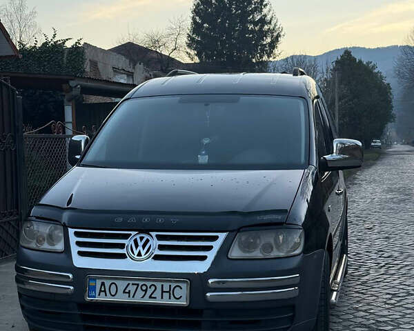 Черный Фольксваген Кадди, объемом двигателя 1.9 л и пробегом 322 тыс. км за 7500 $, фото 1 на Automoto.ua