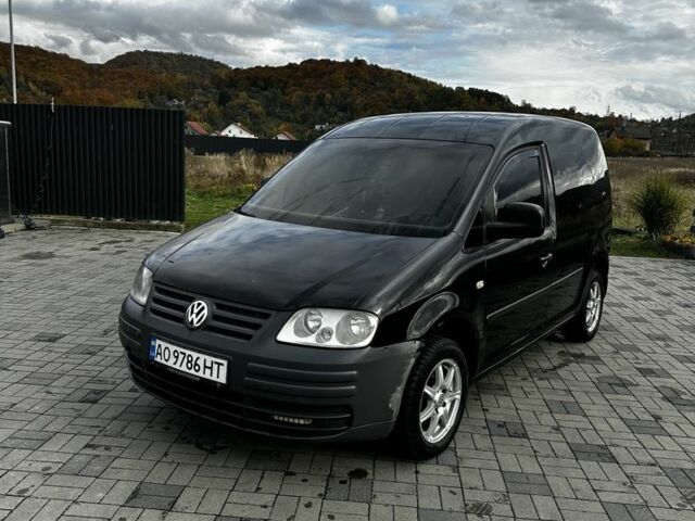 Черный Фольксваген Кадди, объемом двигателя 2 л и пробегом 428 тыс. км за 4300 $, фото 1 на Automoto.ua