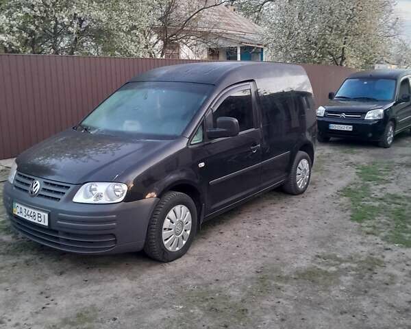 Чорний Фольксваген Кадді, об'ємом двигуна 1.97 л та пробігом 300 тис. км за 6500 $, фото 1 на Automoto.ua