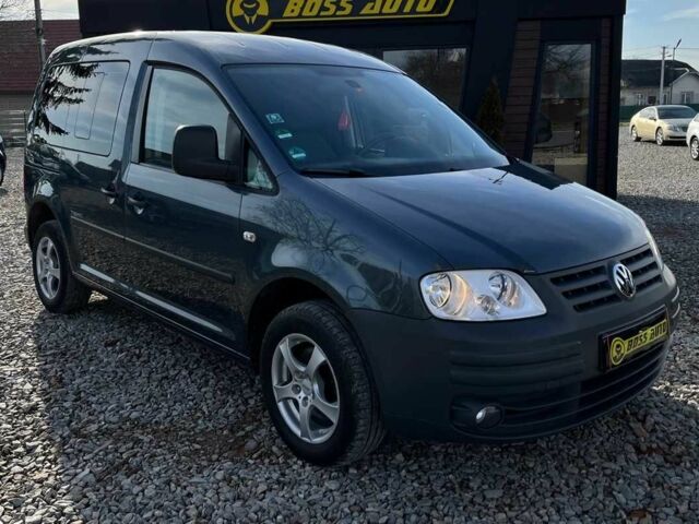 Черный Фольксваген Кадди, объемом двигателя 1.6 л и пробегом 269 тыс. км за 8500 $, фото 1 на Automoto.ua