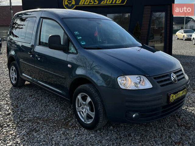 Чорний Фольксваген Кадді, об'ємом двигуна 1.6 л та пробігом 269 тис. км за 8500 $, фото 1 на Automoto.ua