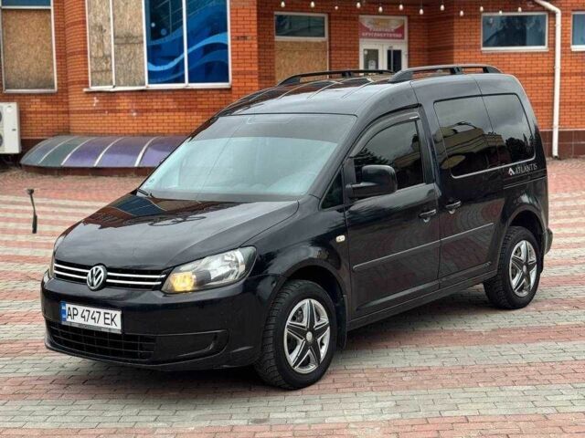 Черный Фольксваген Кадди, объемом двигателя 1.6 л и пробегом 238 тыс. км за 7500 $, фото 1 на Automoto.ua