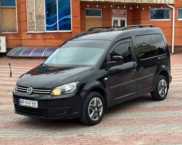 Черный Фольксваген Кадди, объемом двигателя 1.6 л и пробегом 238 тыс. км за 7500 $, фото 1 на Automoto.ua