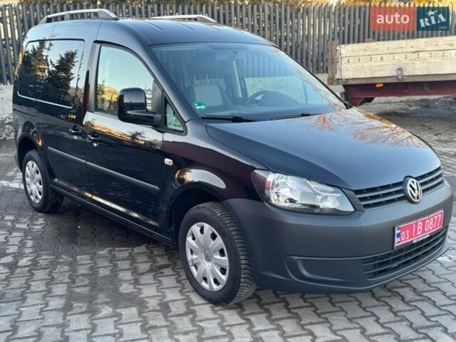 Черный Фольксваген Кадди, объемом двигателя 1.6 л и пробегом 170 тыс. км за 11850 $, фото 1 на Automoto.ua
