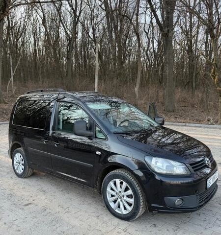 Чорний Фольксваген Кадді, об'ємом двигуна 1.6 л та пробігом 325 тис. км за 12200 $, фото 1 на Automoto.ua