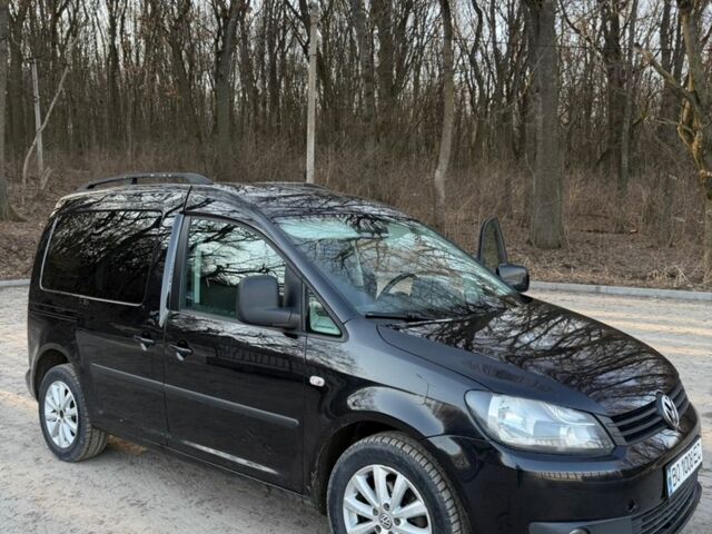 Чорний Фольксваген Кадді, об'ємом двигуна 1.6 л та пробігом 325 тис. км за 12200 $, фото 1 на Automoto.ua