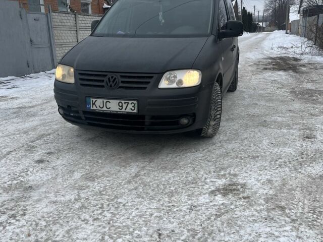 Черный Фольксваген Кадди, объемом двигателя 2 л и пробегом 290 тыс. км за 2900 $, фото 1 на Automoto.ua