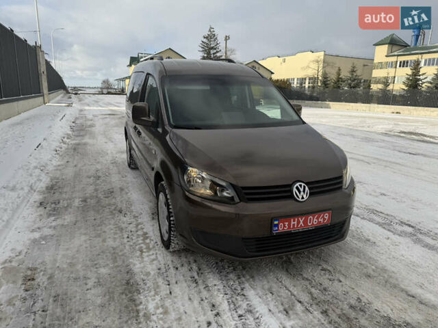 Коричневый Фольксваген Кадди, объемом двигателя 1.6 л и пробегом 208 тыс. км за 11500 $, фото 1 на Automoto.ua