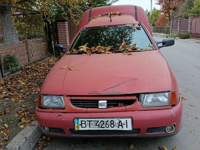 Красный Фольксваген Кадди, объемом двигателя 0 л и пробегом 333 тыс. км за 1350 $, фото 1 на Automoto.ua