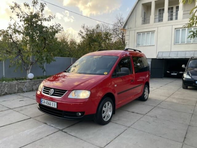 Красный Фольксваген Кадди, объемом двигателя 1.9 л и пробегом 269 тыс. км за 7000 $, фото 1 на Automoto.ua