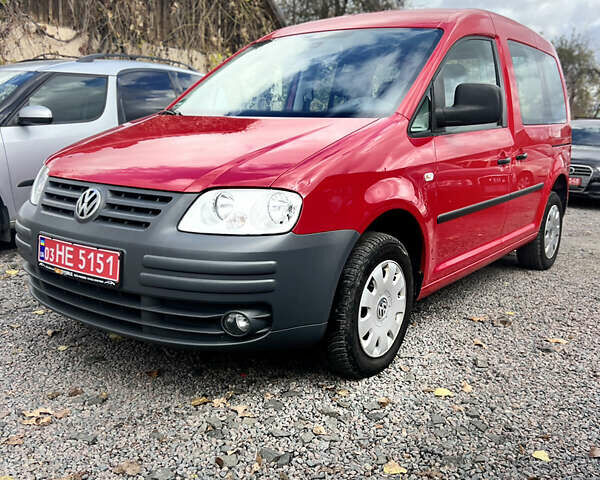 Червоний Фольксваген Кадді, об'ємом двигуна 1.4 л та пробігом 282 тис. км за 6950 $, фото 1 на Automoto.ua