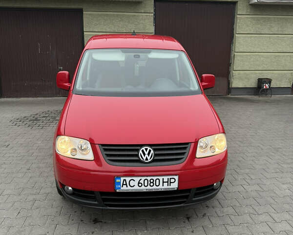 Червоний Фольксваген Кадді, об'ємом двигуна 1.6 л та пробігом 225 тис. км за 7750 $, фото 1 на Automoto.ua
