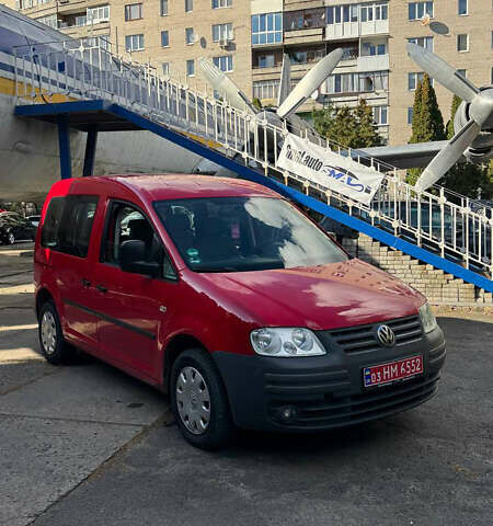 Красный Фольксваген Кадди, объемом двигателя 1.4 л и пробегом 274 тыс. км за 6800 $, фото 1 на Automoto.ua