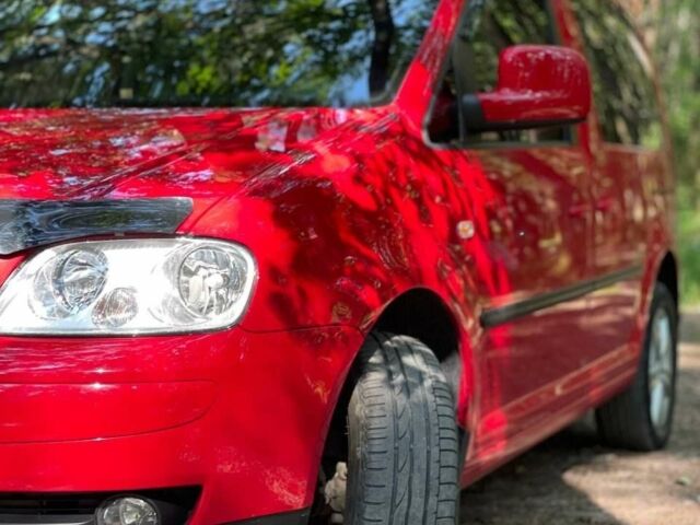 Червоний Фольксваген Кадді, об'ємом двигуна 2 л та пробігом 223 тис. км за 8900 $, фото 1 на Automoto.ua