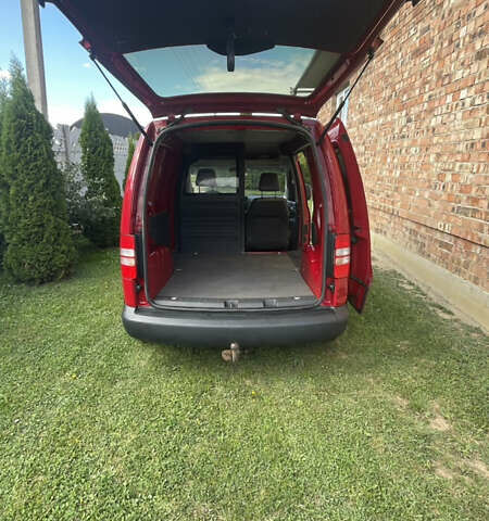 Червоний Фольксваген Кадді, об'ємом двигуна 1.6 л та пробігом 220 тис. км за 8500 $, фото 1 на Automoto.ua