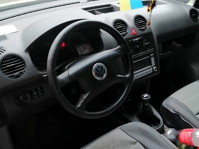 Фольксваген Кадди, объемом двигателя 2 л и пробегом 250 тыс. км за 5900 $, фото 1 на Automoto.ua