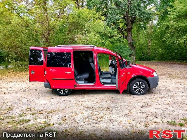 Фольксваген Кадди, объемом двигателя 2 л и пробегом 298 тыс. км за 5000 $, фото 1 на Automoto.ua