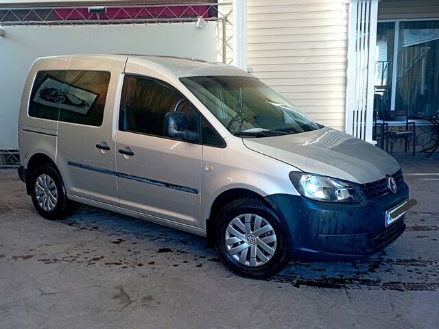 Фольксваген Кадди, объемом двигателя 1.2 л и пробегом 290 тыс. км за 5700 $, фото 1 на Automoto.ua
