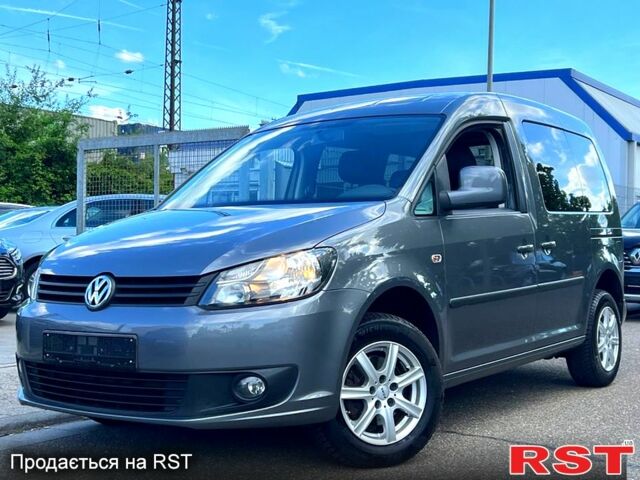 Фольксваген Кадди, объемом двигателя 1.6 л и пробегом 175 тыс. км за 8800 $, фото 1 на Automoto.ua
