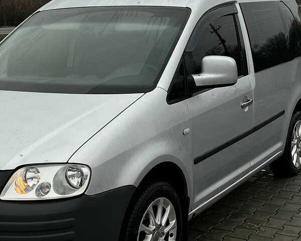 Фольксваген Кадди, объемом двигателя 2 л и пробегом 400 тыс. км за 4600 $, фото 1 на Automoto.ua