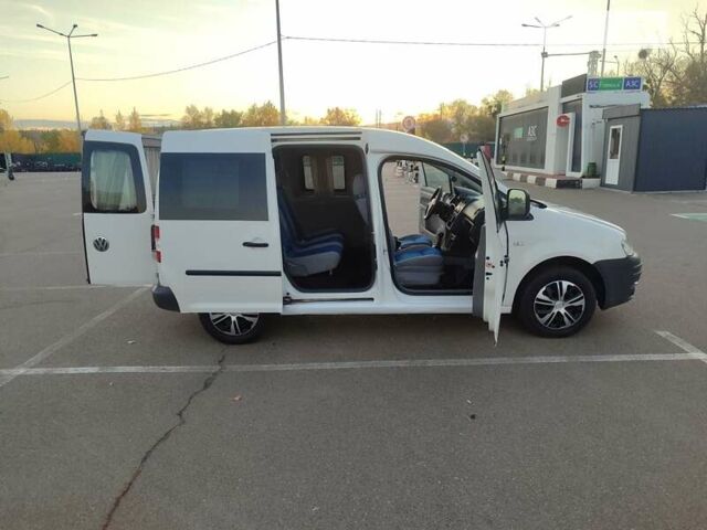 Фольксваген Кадди, объемом двигателя 1.9 л и пробегом 397 тыс. км за 5500 $, фото 1 на Automoto.ua