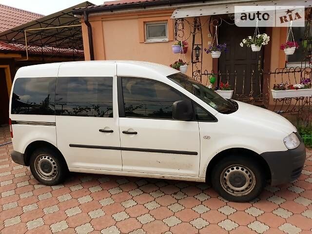 Білий Фольксваген Caddy пасс., об'ємом двигуна 1.9 л та пробігом 270 тис. км за 7200 $, фото 1 на Automoto.ua