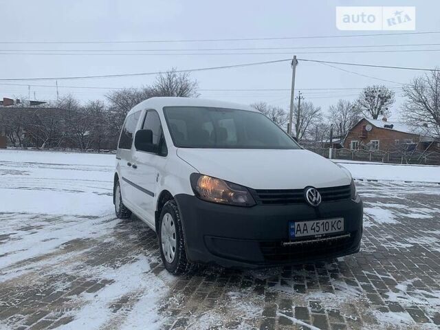 Білий Фольксваген Caddy пасс., об'ємом двигуна 1.2 л та пробігом 180 тис. км за 6900 $, фото 1 на Automoto.ua