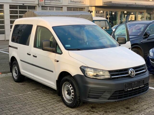Білий Фольксваген Caddy пасс., об'ємом двигуна 2 л та пробігом 170 тис. км за 15400 $, фото 1 на Automoto.ua
