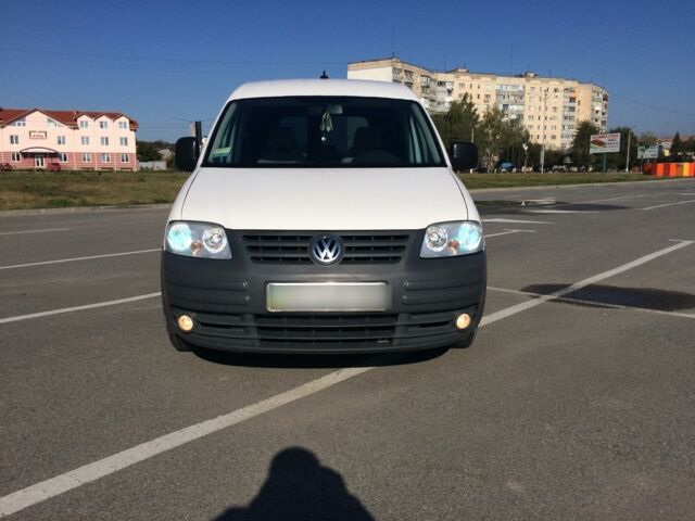 Білий Фольксваген Caddy пасс., об'ємом двигуна 1.9 л та пробігом 192 тис. км за 11000 $, фото 1 на Automoto.ua