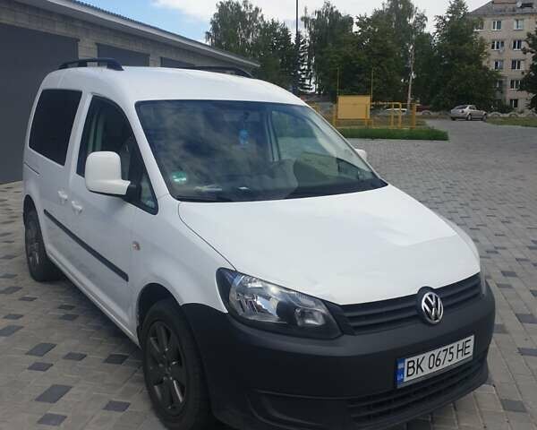 Білий Фольксваген Caddy пасс., об'ємом двигуна 1.6 л та пробігом 258 тис. км за 9500 $, фото 1 на Automoto.ua