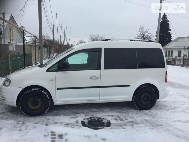 Білий Фольксваген Caddy пасс., об'ємом двигуна 0 л та пробігом 280 тис. км за 5700 $, фото 1 на Automoto.ua