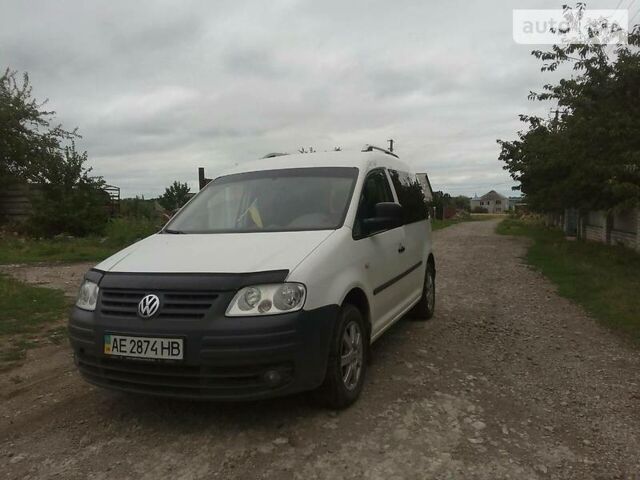 Білий Фольксваген Caddy пасс., об'ємом двигуна 1.9 л та пробігом 198 тис. км за 7000 $, фото 1 на Automoto.ua