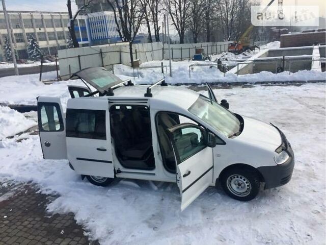 Білий Фольксваген Caddy пасс., об'ємом двигуна 1.9 л та пробігом 214 тис. км за 9250 $, фото 1 на Automoto.ua