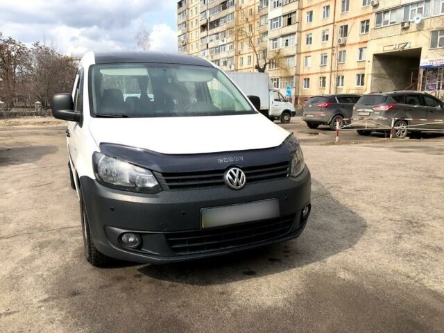 Черный Фольксваген Кадди пасс., объемом двигателя 1.6 л и пробегом 155 тыс. км за 10800 $, фото 1 на Automoto.ua