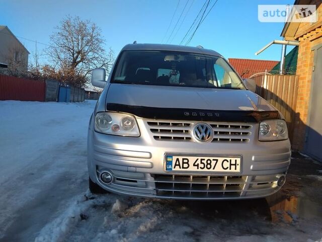 Фольксваген Caddy пасс., об'ємом двигуна 2 л та пробігом 199 тис. км за 8000 $, фото 1 на Automoto.ua