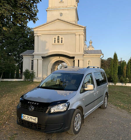 Сірий Фольксваген Caddy пасс., об'ємом двигуна 1.6 л та пробігом 120 тис. км за 11000 $, фото 1 на Automoto.ua