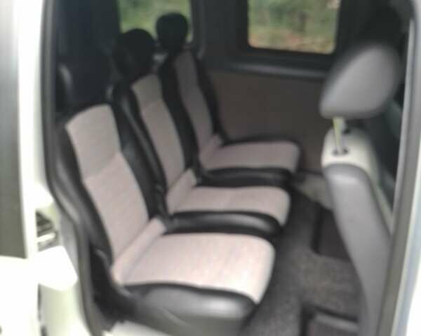 Сірий Фольксваген Caddy пасс., об'ємом двигуна 0 л та пробігом 170 тис. км за 10700 $, фото 1 на Automoto.ua