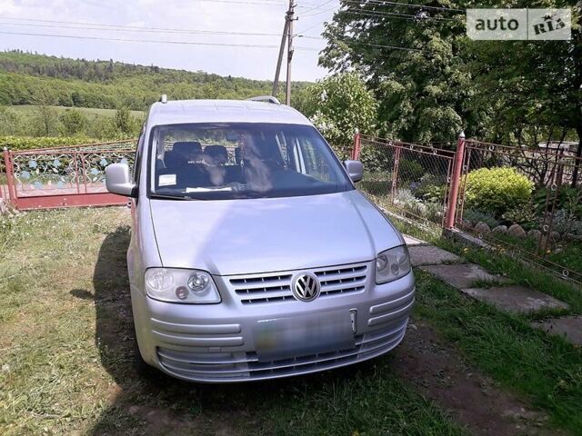 Сірий Фольксваген Caddy пасс., об'ємом двигуна 2 л та пробігом 270 тис. км за 6200 $, фото 1 на Automoto.ua